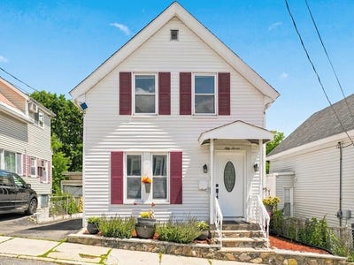 /international/us/57-woodcock-st-lowell-ma-110108879947/