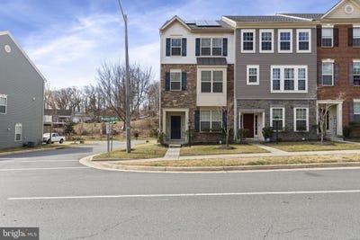/international/us/3999-bradys-hill-road-triangle-va-110098157506/?lang=zh-tw