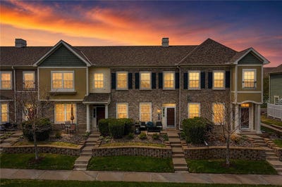 /international/us/7217-jewel-lane-n-maple-grove-mn-110108891030/