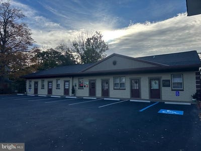 /international/us/100-unit-108b-w-butler-avenue-doylestown-pa-110104484150/