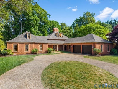 /international/us/1217-rothesay-circle-richmond-va-110107681656/