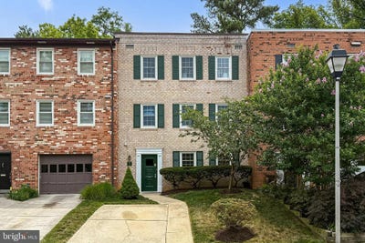 /international/us/19-s-abingdon-street-arlington-va-110109006962/