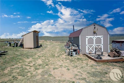 /international/us/1011-pryor-mountain-road-bridger-mt-110101013598/
