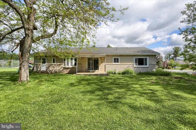 /international/us/202-hillcrest-drive-new-cumberland-pa-110101102185/