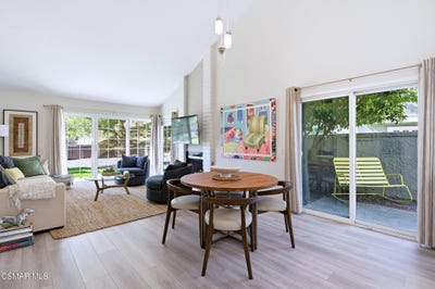 /international/us/129-conifer-circle-oak-park-ca-110106498229/