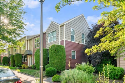 /international/us/15745-ne-beech-st-portland-or-110100423024/