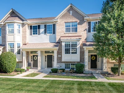 /international/us/2875-henley-lane-naperville-il-110108489437/