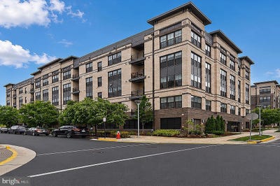 /international/us/2319-field-point-road-herndon-va-110108070592/