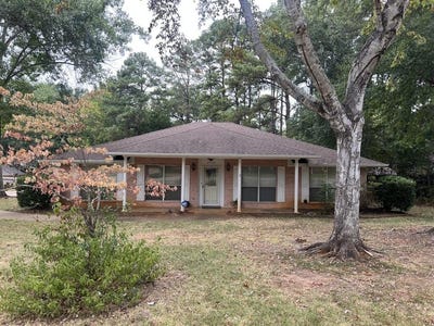 /international/us/2113-willowbrook-way-palestine-tx-110119682713/