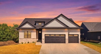 /international/us/802-crestview-drive-solon-ia-110108547831/