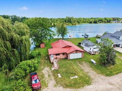 /international/us/3357-flint-drive-sheridan-mi-110109003735/
