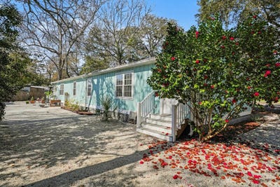 /international/us/419-pine-dr-n-surfside-beach-sc-110106229129/