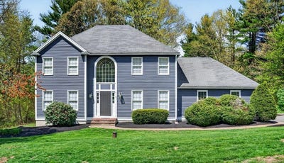 /international/us/8-ridgewood-road-sterling-ma-110108072535/