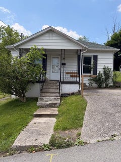 /international/us/106-stanley-street-beckley-wv-110108383606/