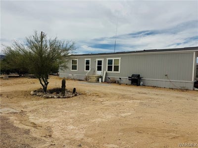 /international/us/12347-s-third-street-yucca-az-110108627259/