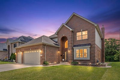 /international/us/427-w-natoma-avenue-addison-il-110108930693/