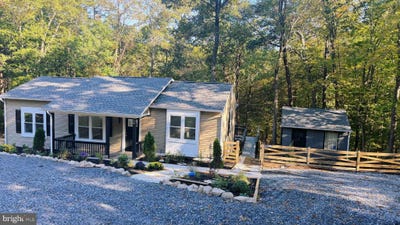 /international/us/298-honey-farm-lane-front-royal-va-110120106523/
