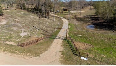 /international/us/4339-e-2030-rd-fort-towson-ok-110104429137/