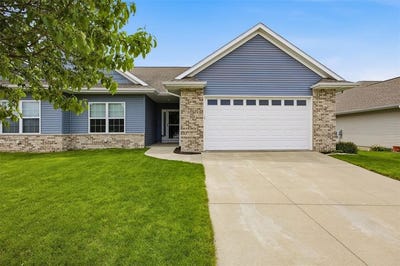 /international/us/513-majestic-oak-solon-ia-110107827775/
