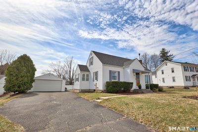 /international/us/123-harwinton-avenue-plymouth-ct-110107057832/