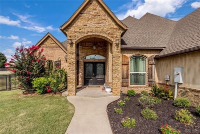 /international/us/413-s-riverside-drive-moore-ok-110120663857/
