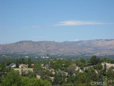 /international/us/4771-burgundy-road-woodland-hills-ca-110098067752/