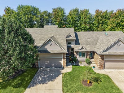 /international/us/2416-nw-163rd-street-clive-ia-110110192630/