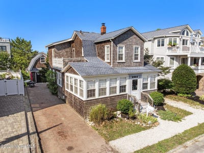 /international/us/16-n-9th-street-surf-city-nj-110109874305/