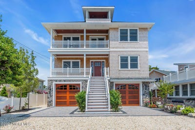 /international/us/210-24th-avenue-seaside-park-nj-110103141957/