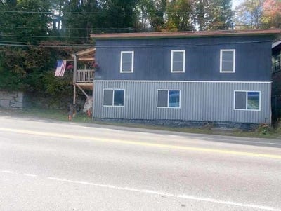 /international/us/122-mill-street-hardwick-vt-110102427174/