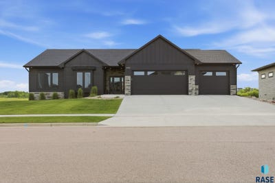 /international/us/5443-w-colonial-ct-sioux-falls-sd-110108680894/