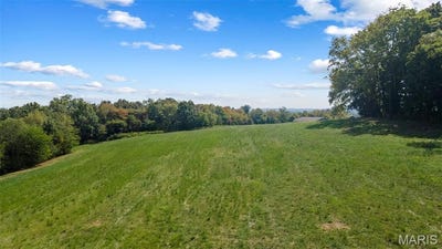 /international/us/8075-state-highway-a-whitewater-mo-110102450285/