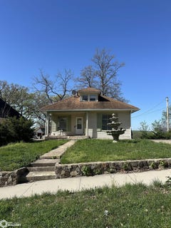 /international/us/932-sheffield-street-ottumwa-ia-110108541500/