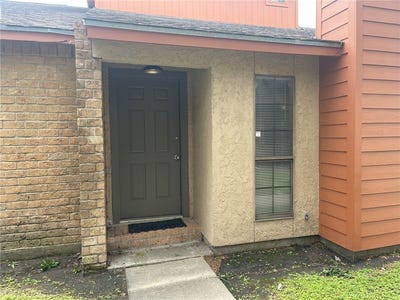 /international/us/11214-willowood-creek-drive-corpus-christi-tx-110107953810/