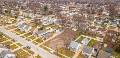 /international/us/6150-gilman-street-garden-city-mi-110100755649/?lang=en
