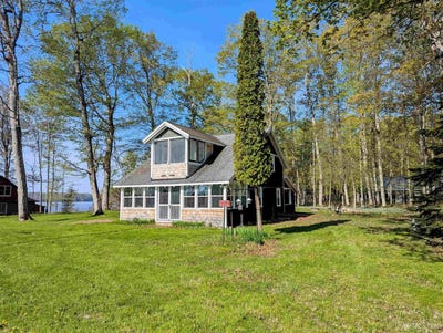 /international/us/n8768-sprang-road-germfask-mi-110108302208/