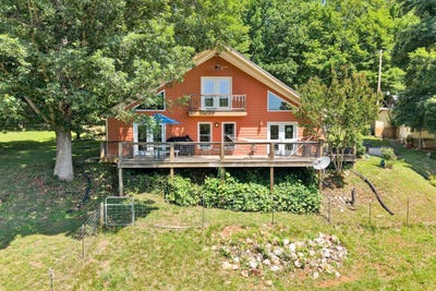 /international/us/517-elmer-ln-rocky-mount-va-110108468106/