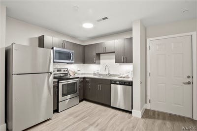 /international/us/680-6th-avenue-ne-tuscaloosa-al-110106369033/