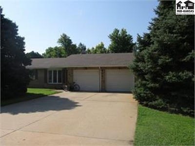 /international/us/603-e-43rd-ave-hutchinson-ks-110100568933/