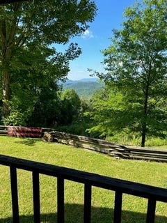 /international/us/6466-highlands-parkway-mouth-of-wilson-va-110100389107/