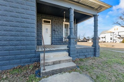 /international/us/201-s-3rd-street-chaffee-mo-110105846005/