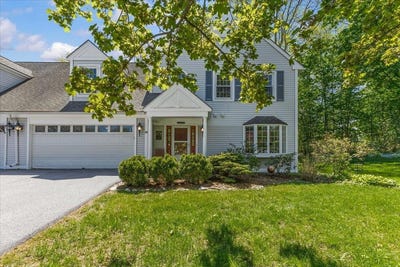 /international/us/26-peacham-lane-essex-vt-110108490306/