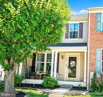 /international/us/283-cherry-tree-square-forest-hill-md-110108392946/