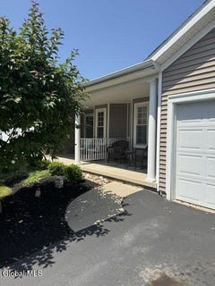 /international/us/15-patroon-pointe-drive-rensselaer-ny-110109183524/