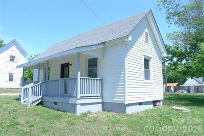 /international/us/221-duke-street-cooleemee-nc-110120018093/