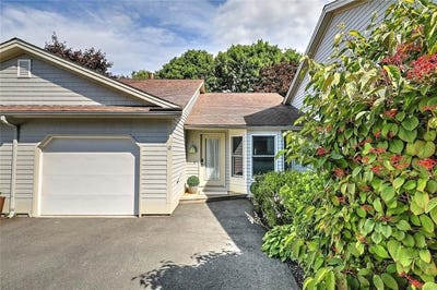 /international/us/12-valley-lane-portsmouth-ri-110101062748/