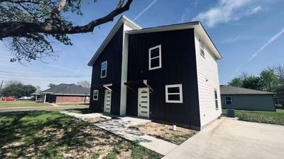 /international/us/1623-seley-avenue-waco-tx-110107994406/