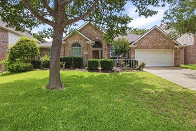 /international/us/917-water-oak-drive-grapevine-tx-110108816609/