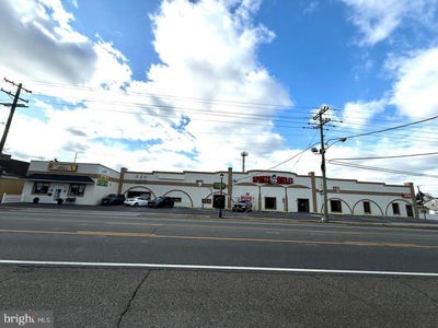 /international/us/703-black-horse-pike-glendora-nj-110107159742/