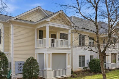 /international/us/1301-durlain-drive-raleigh-nc-110106974559/